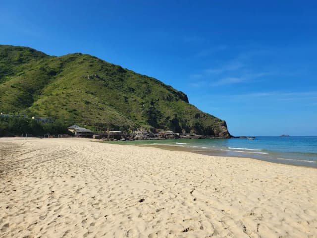 Ky Co Beach detail 03