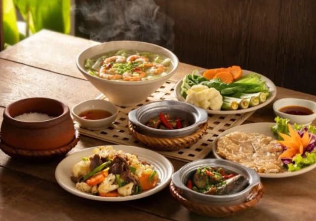 Authentic Vietnamese dishes from hidden local eateries