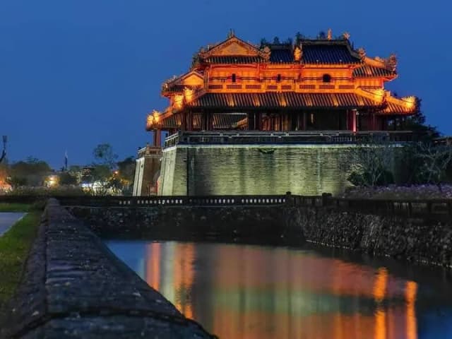 Hue Imperial City detail 07