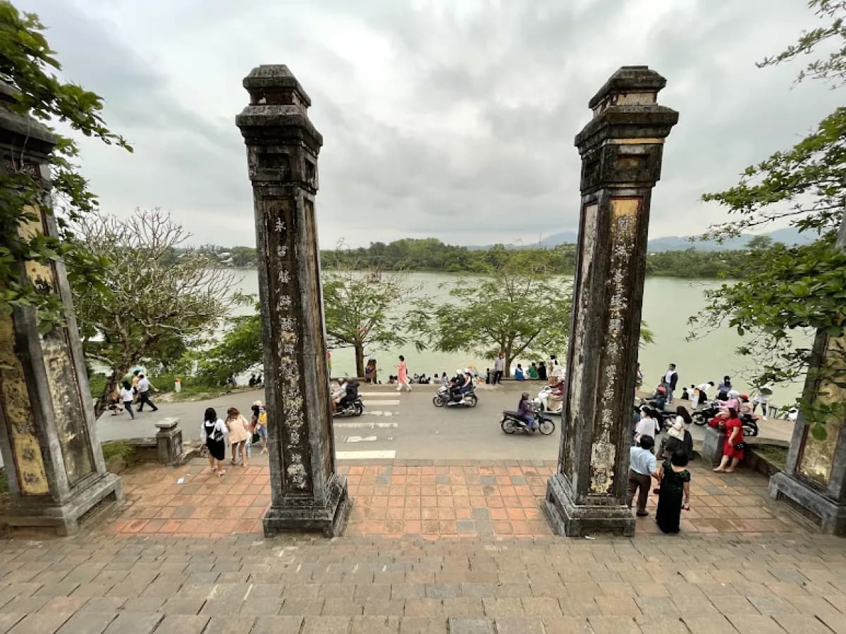Thien Mu Pagoda – a spiritual symbol of Hue by the Perfume River