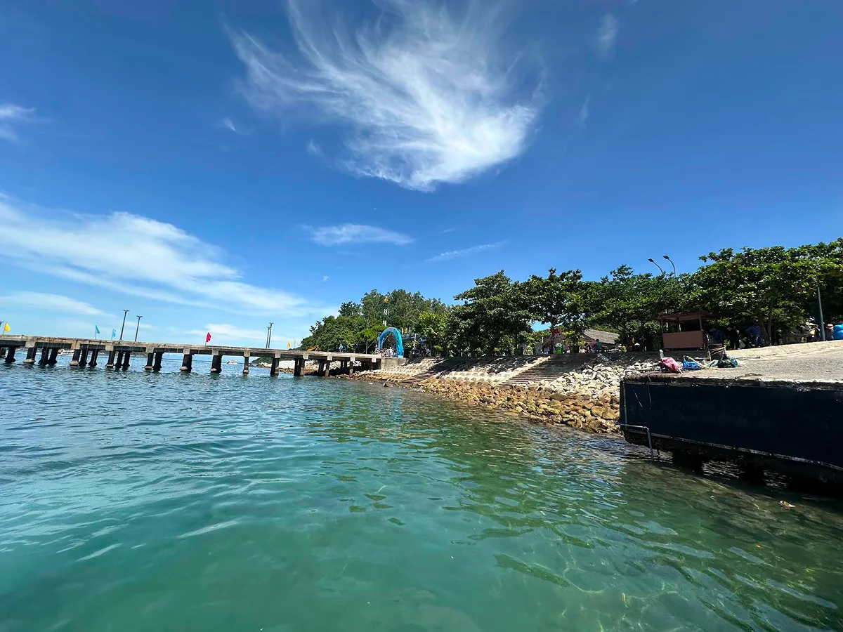 Cham Islands detail 01