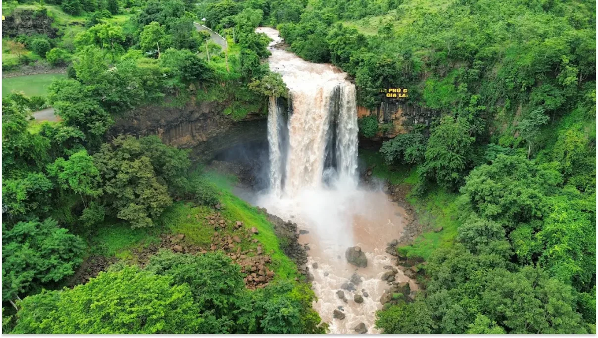 Phu Cuong Waterfall (Gia Lai)