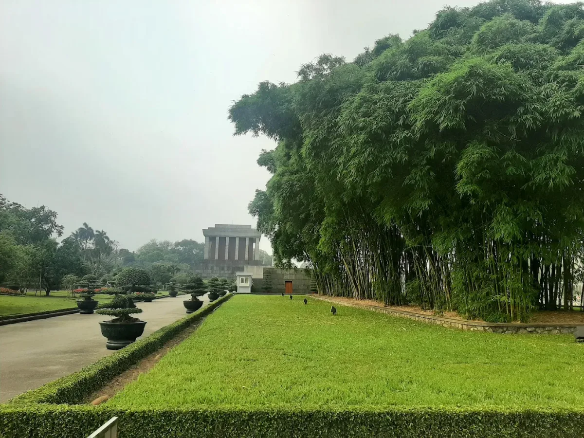 Ho Chi Minh Mausoleum detail 03