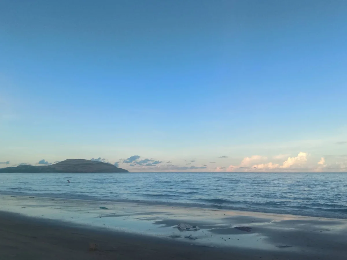 Mui Ne Beach detail 02