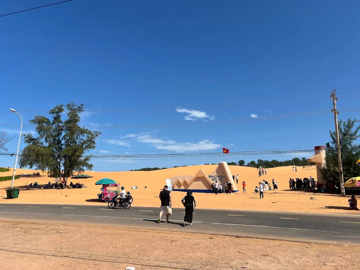 Red Sand Dune detail 03