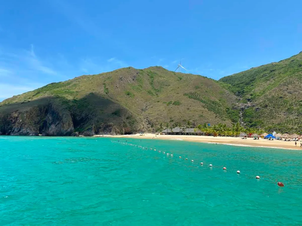 Ky Co Beach detail 01