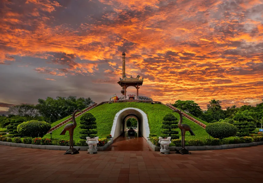 Quang Tri Ancient Citadel – a historic battlefield and memorial site honoring the soldiers of the Vietnam War in central Vietnam